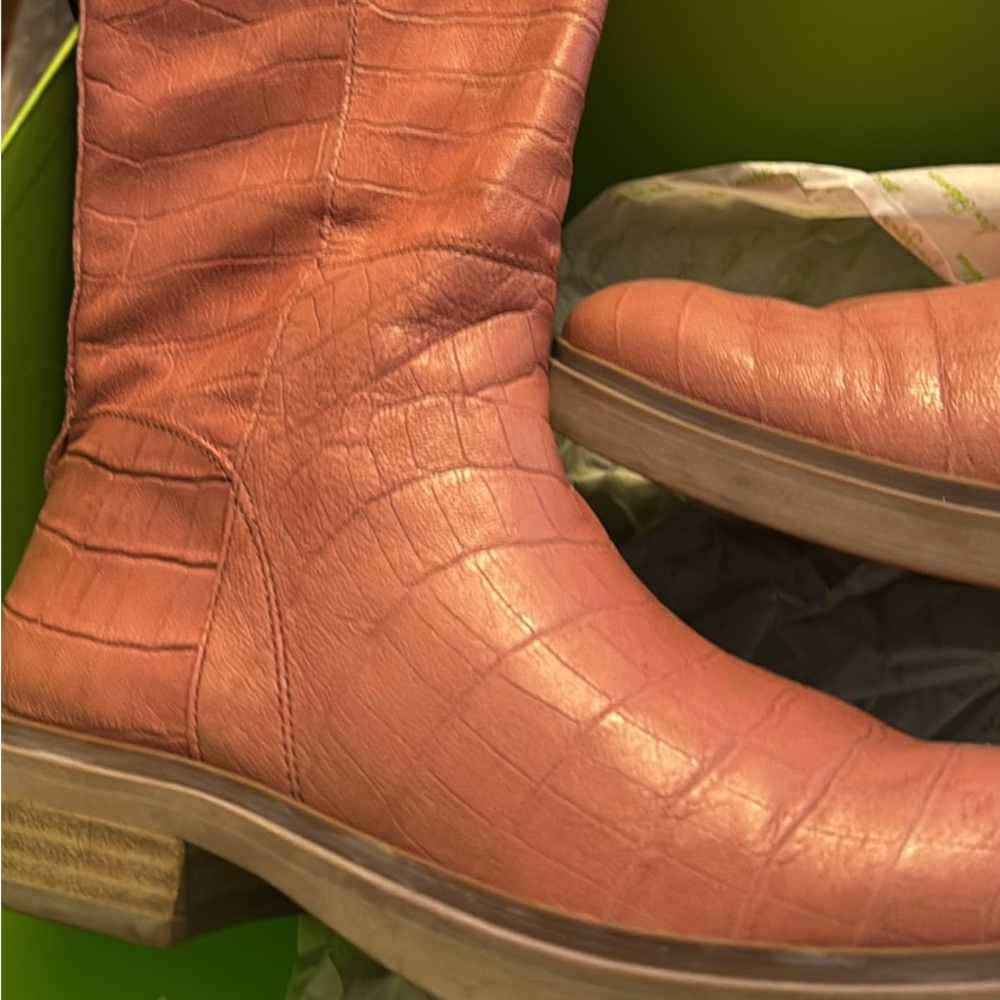 Sam Edelman-Fable Cherry Croc Knee-High Boots